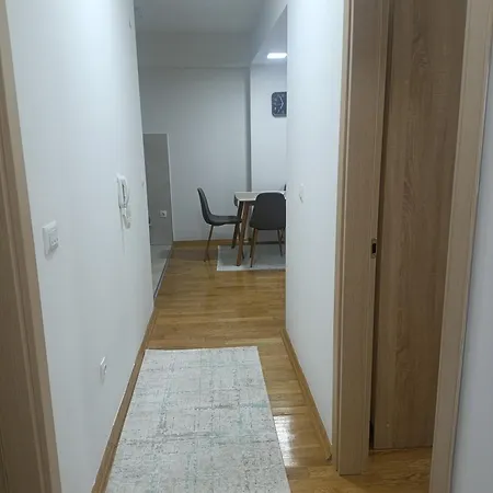 3 Διαμέρισμα Σκόπια
